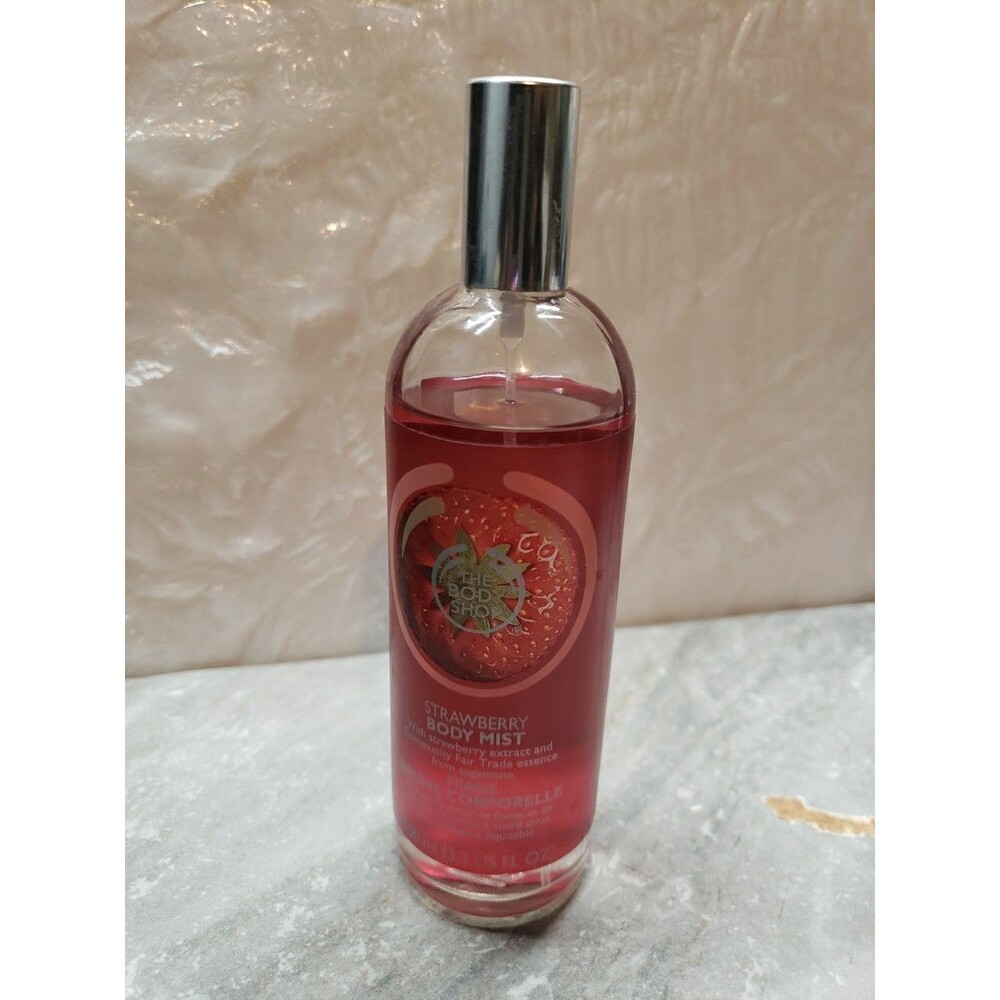 The Body Shop Strawberry Body Mist 100ml 3.3oz Spray DISCONTINUED VHTF Rare
